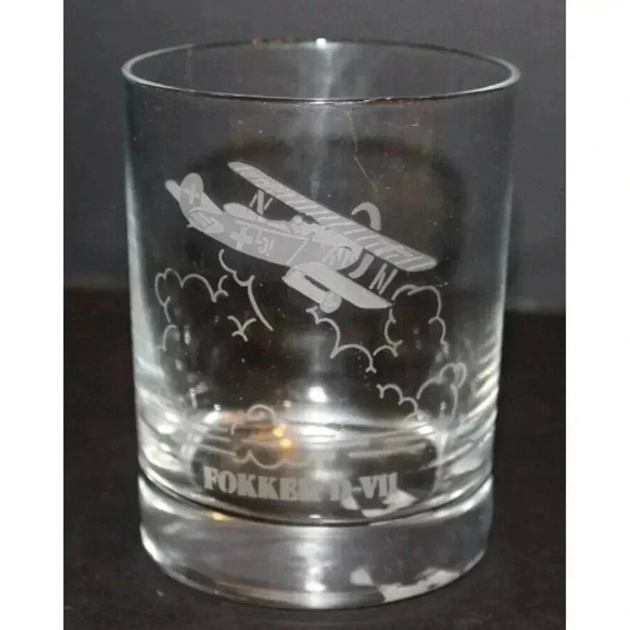 Vintage Glass Etched Fokker D-VII Flying Aircraft Aviation Class Cup Tumbler - Picture 1 of 4